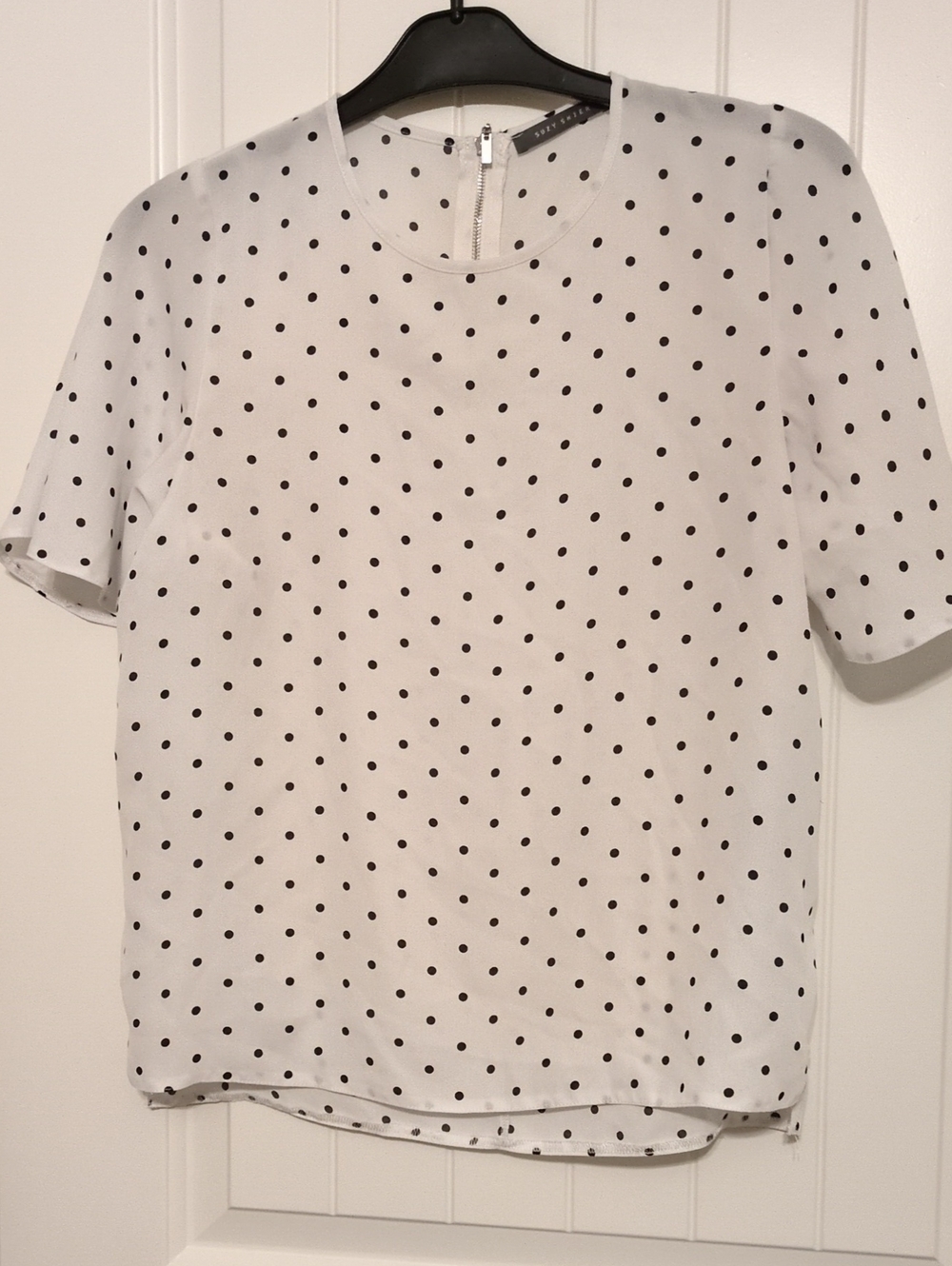 Suzy Shier White Short Sleeve Blouse with Black Polka Dots